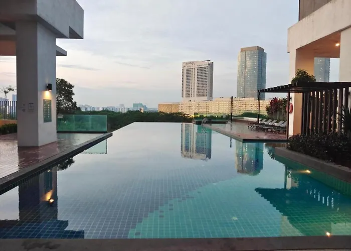 Mid Valley Southkey Mosaic 2Br With Wifi 8-12Pax