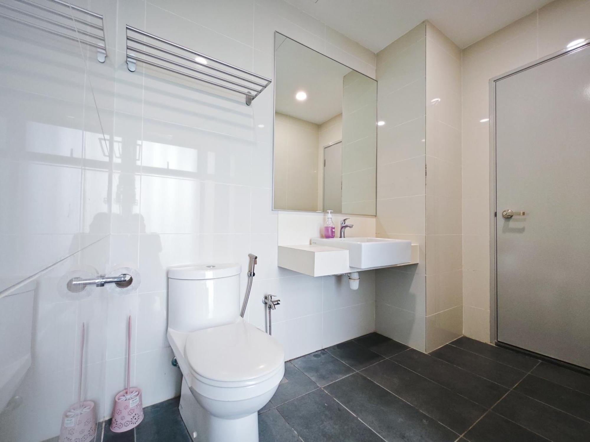 Mid Valley Southkey Mosaic 2br With Wifi 8-12pax *