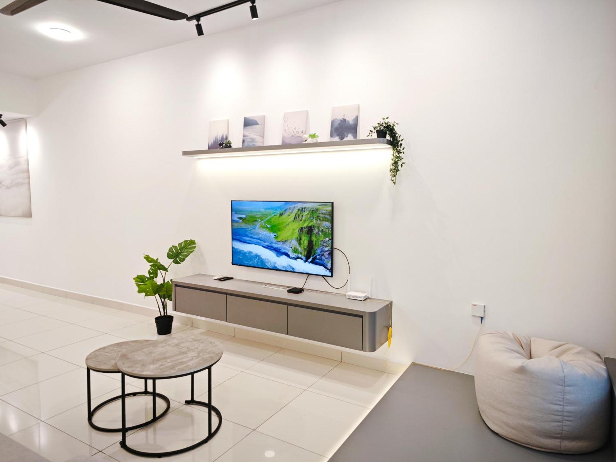 Mid Valley Southkey Mosaic 2br With Wifi 8-12pax Apartment *