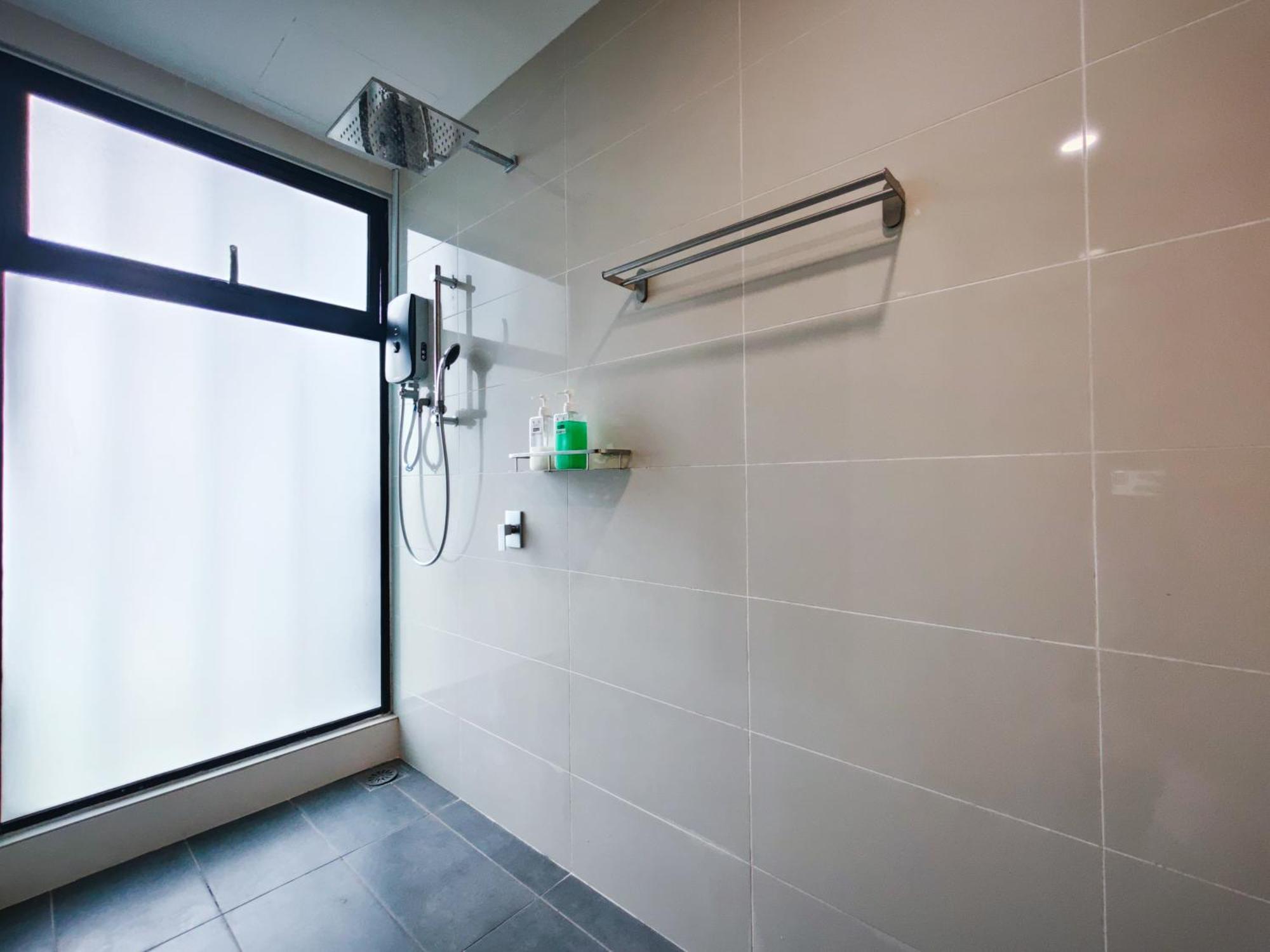 Mid Valley Southkey Mosaic 2br With Wifi 8-12pax Apartment Johor Bahru