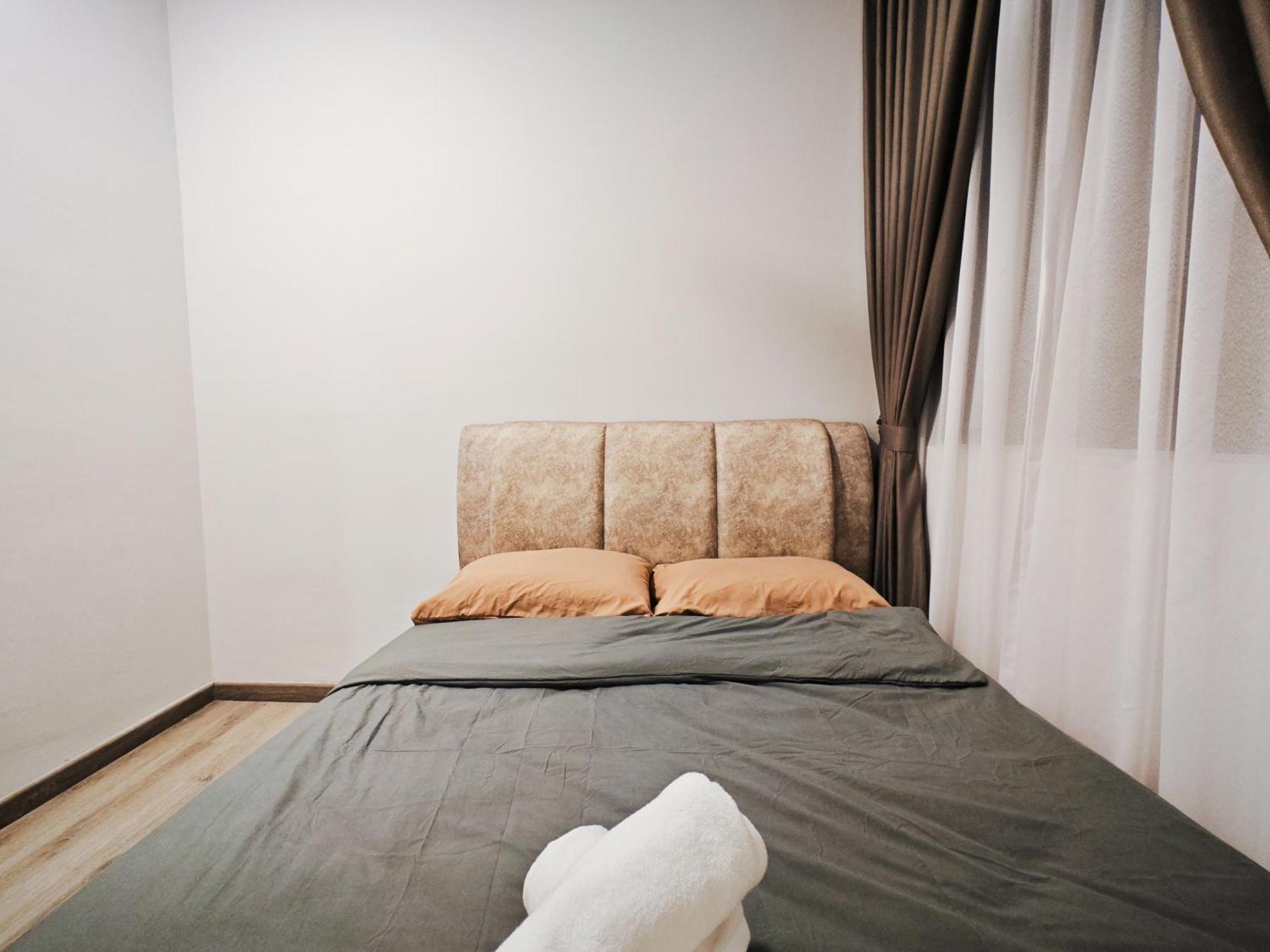 Mid Valley Southkey Mosaic 2br With Wifi 8-12pax Apartment Johor Bahru